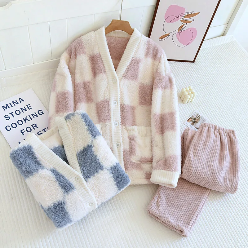 Large flannel thread V-neck cardigan pajama set for women's autumn and winter plush thickening and warm comfort cotton plush