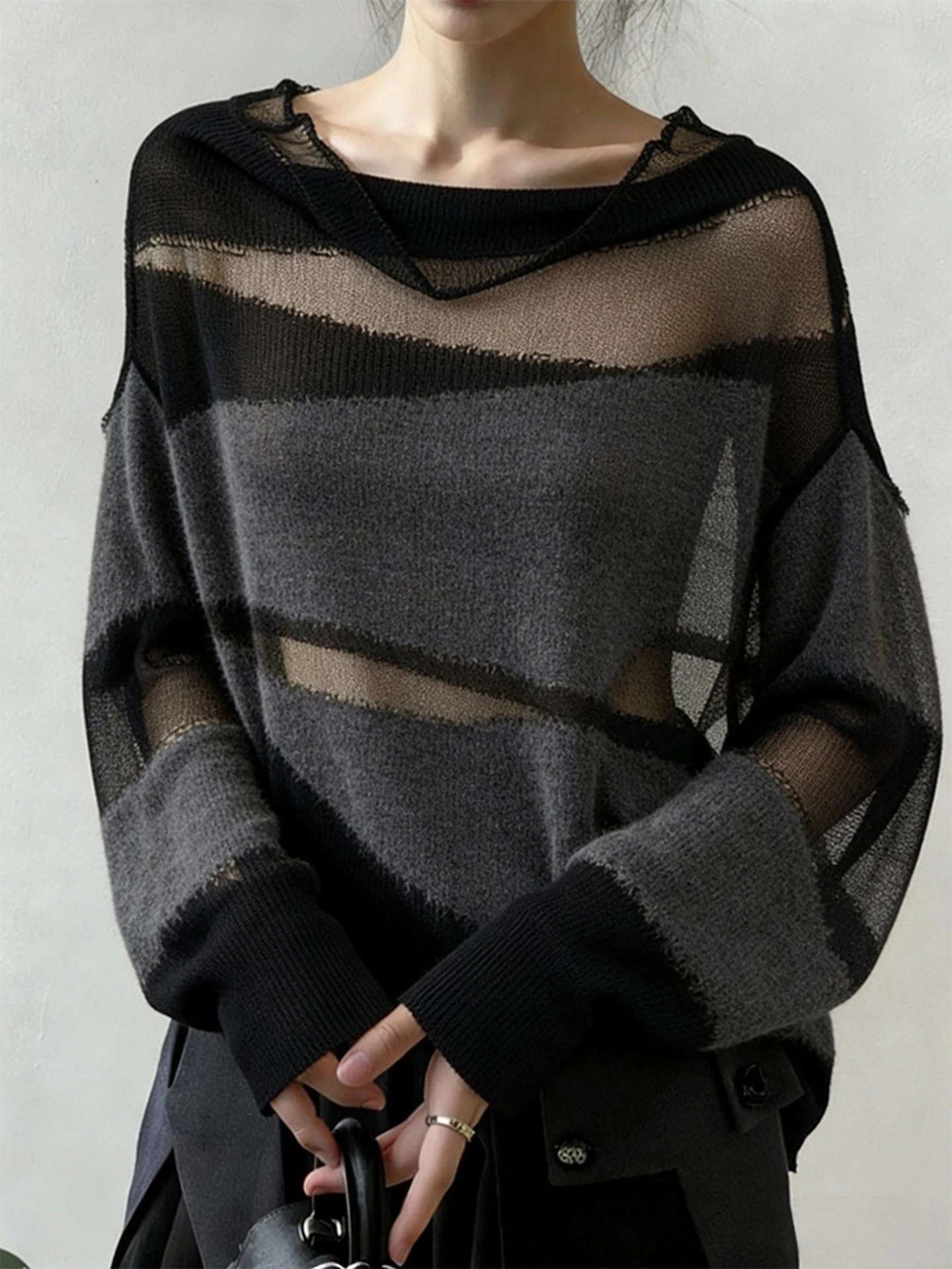 

Корейская вязаная футболка в стиле Lazy Style, классический черный топ с открытыми плечами, женская универсальная свободная кофта на весну/лето