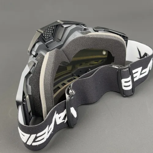 Imagen 2 del producto NAFEIB Gafas de motocicleta todoterreno Gafas de Motocross ATV MX Dirt Bike Gafas Anti-arena Casco a prueba de viento Máscara de Gafas de montar