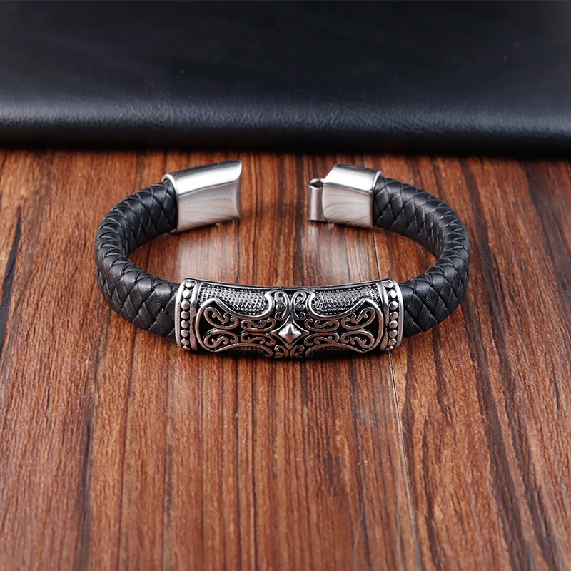 Classic Cross Design Men\'s Leather Bracelet Stainless Steel Handsome Bangles Christmas For Men New Year Jewelry Gifts