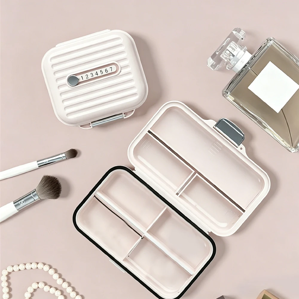 1PCS Compact Weekly Pill Organizer, 7 Compartments Portable Travel Pill Case Fit for Purse or Pocket, Pill Box for Fish Oils