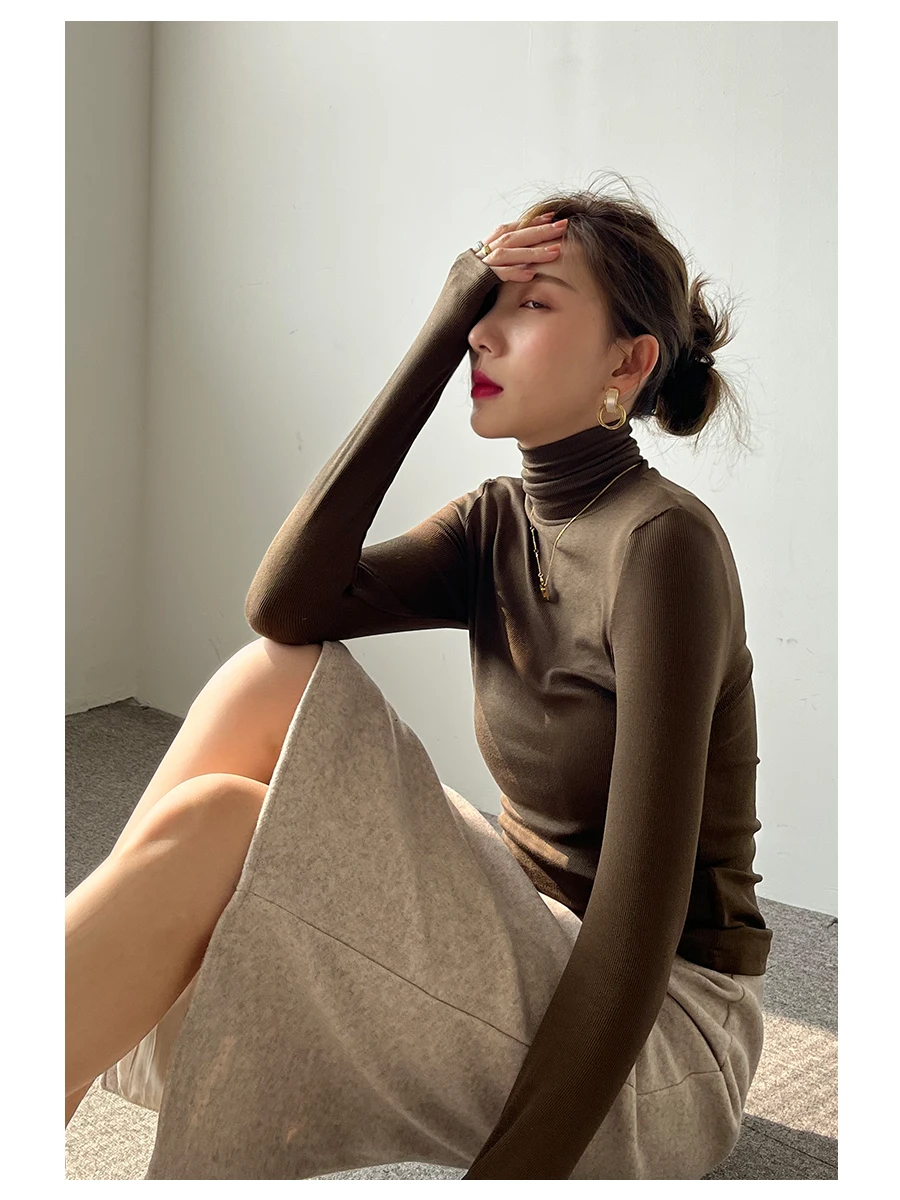 

High Ne Long Sve Base irt Women's High Elastici Skin-friendly Cotton T-irt for Autumn Winter Commuting Ele Top