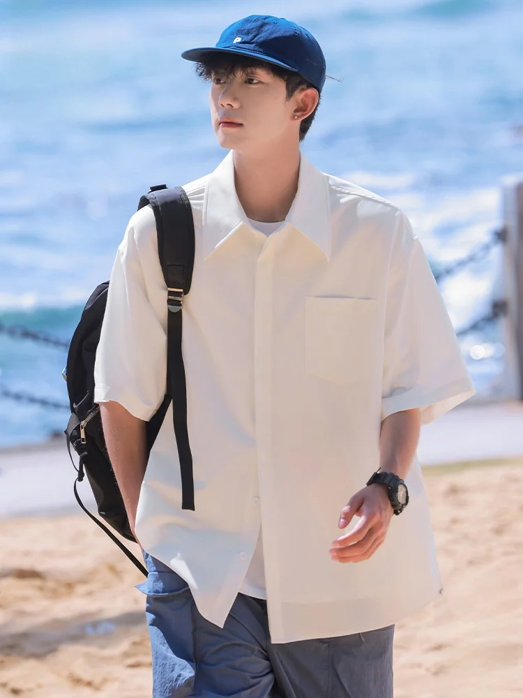 

PaulFrank Men's Casual White ort Sve irt Thin Loose Fit Summer Faion Polyester Lycra Blend Youthful Sle ...