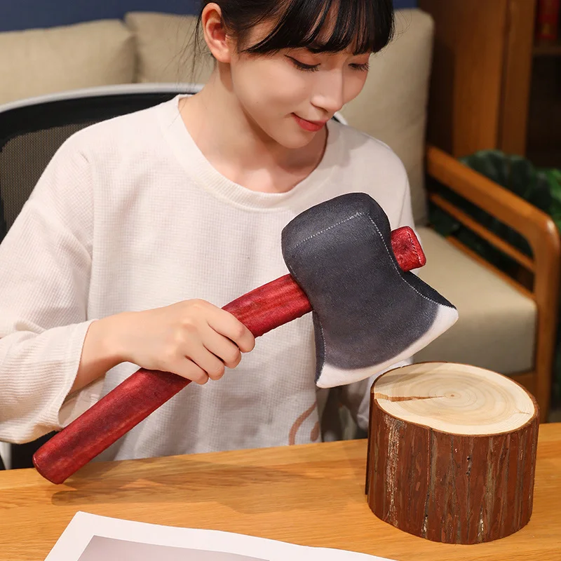 40 cm Axt-Plüschkissen wie echte gefüllte Dekoration, interaktives Geschenk für Freunde und Männer