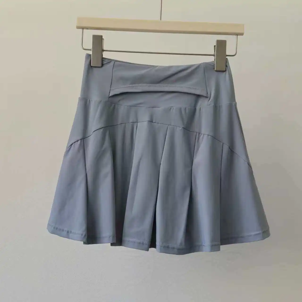 Hochtaillierter, plissierter Anti-Exposure-Rock für Damen, Sport-, Fitness-, Yoga-, Tennis-, Lauf- und Trainingsrock mit integrierter Hose für den Sommer. – Detail 6