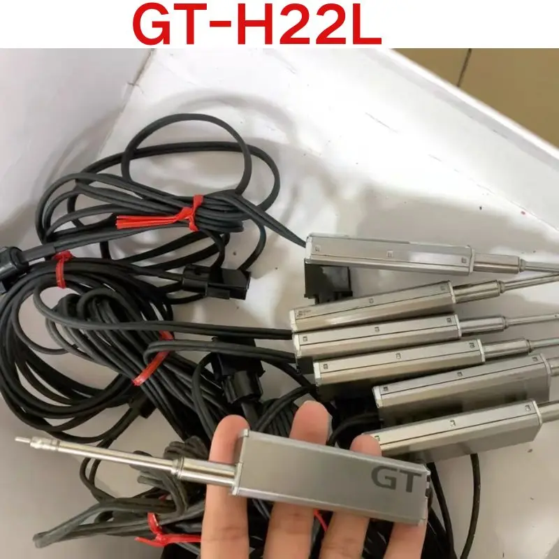 Second-hand test OK. Displacement sensor GT-H22L