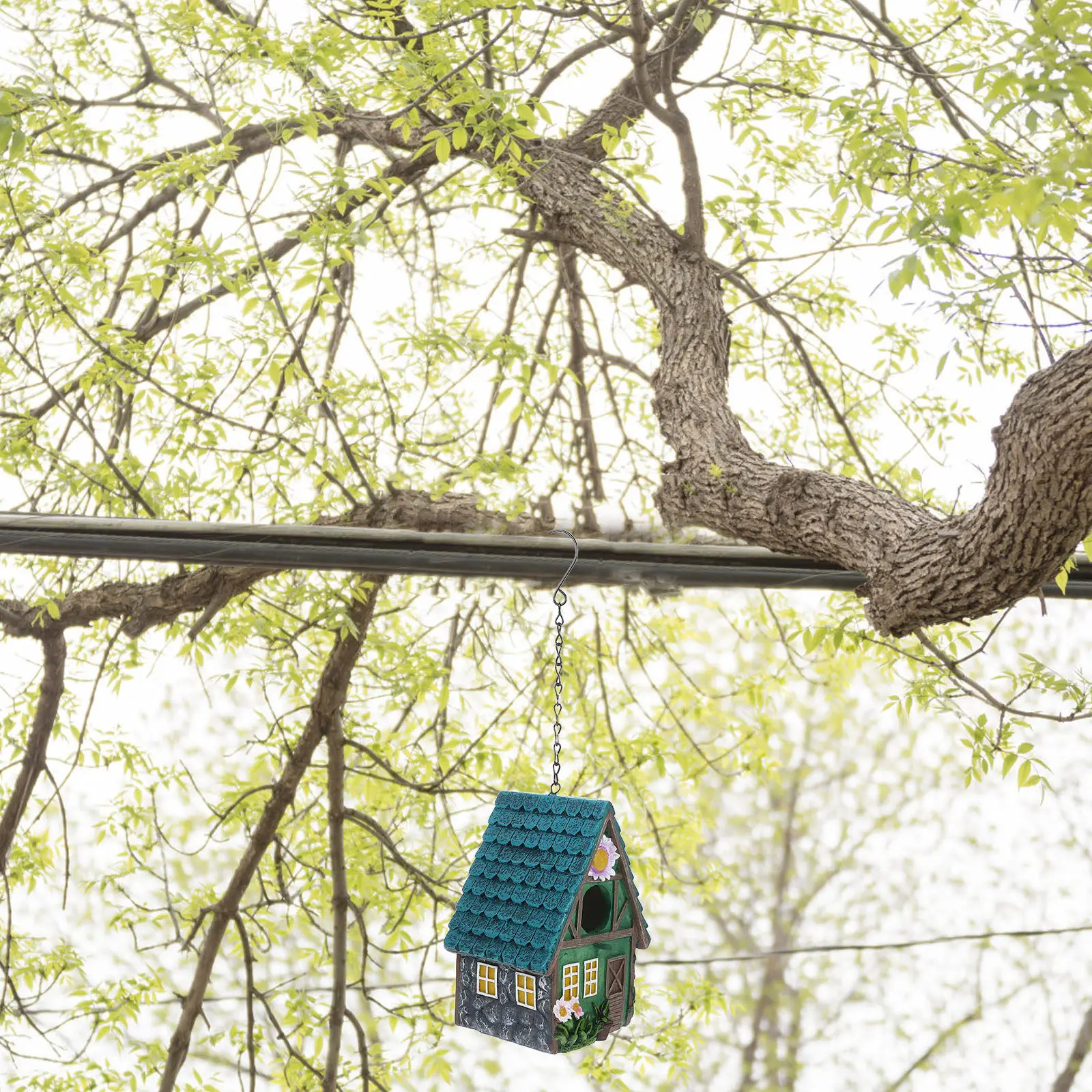 

1Pcs Stylish Hanging Bird Shelter Multifunctional Decorative Bird for Garden Porch Tree Branch Balcony Home Decoration