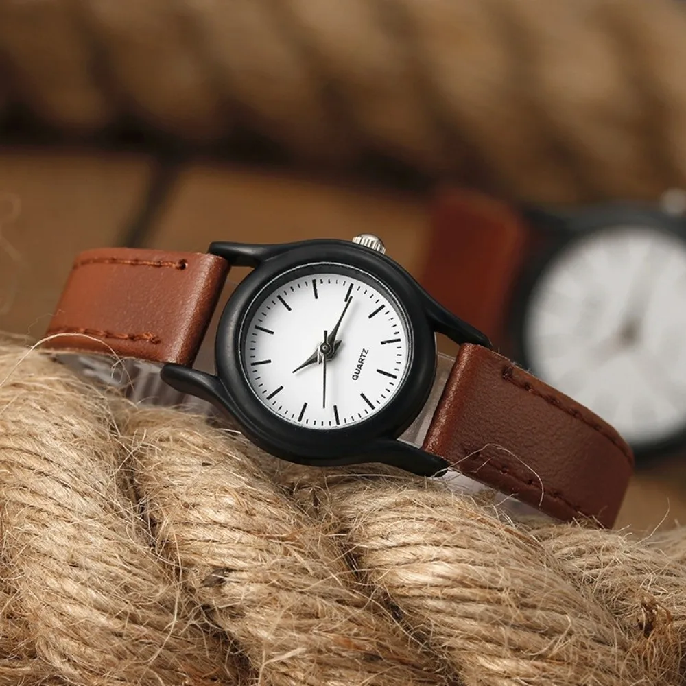 Elegant Minimalist Quartz Watch Round Dial Leather Strap Couples Watch Simple Stainless Steel Classic Wristwatches Gifts