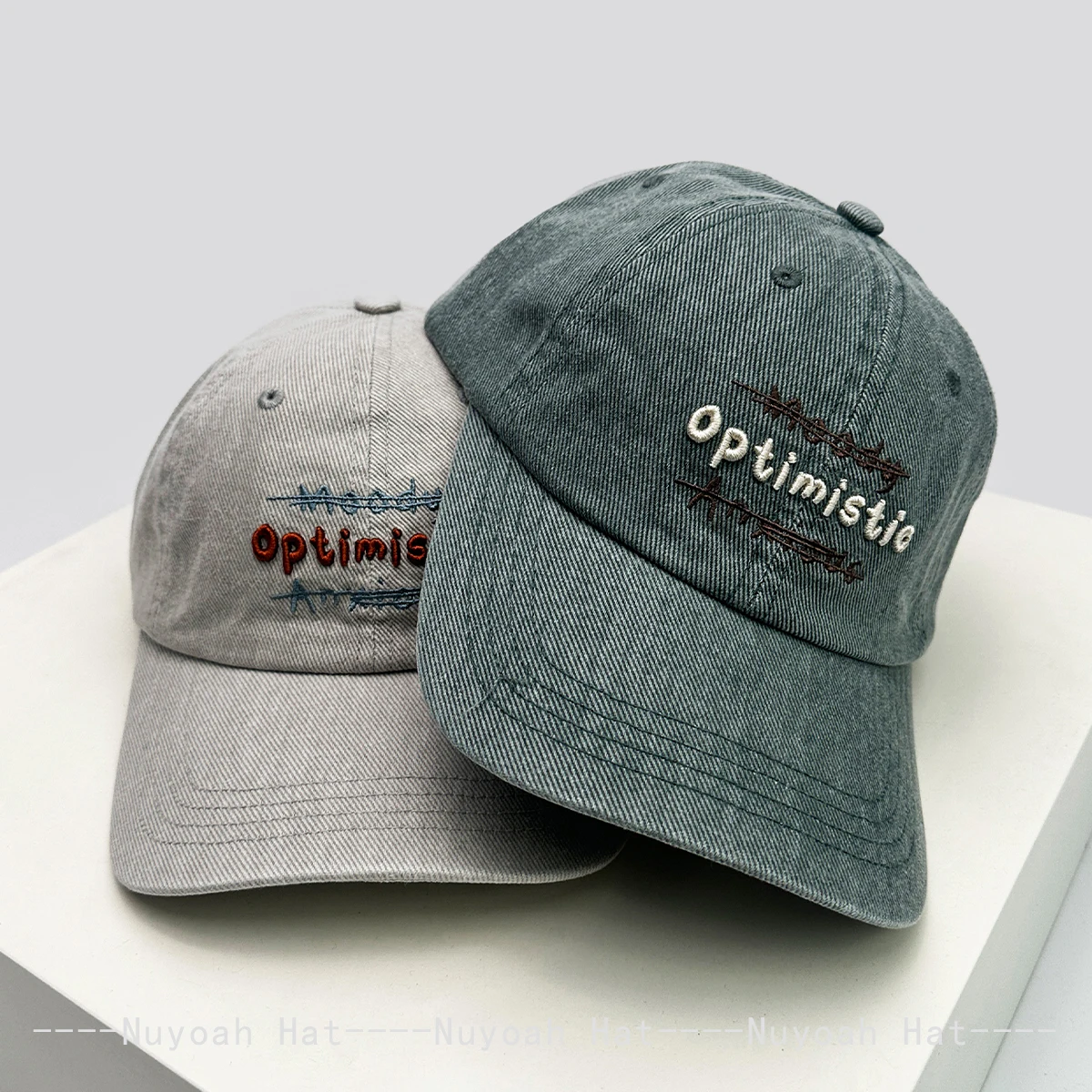 새로운 남성 여성 복고풍 수 놓은 컬러 문자 야구 모자 SunshadeOutdoor VersatileCasual Peaked Caps Personal Fashion ins
