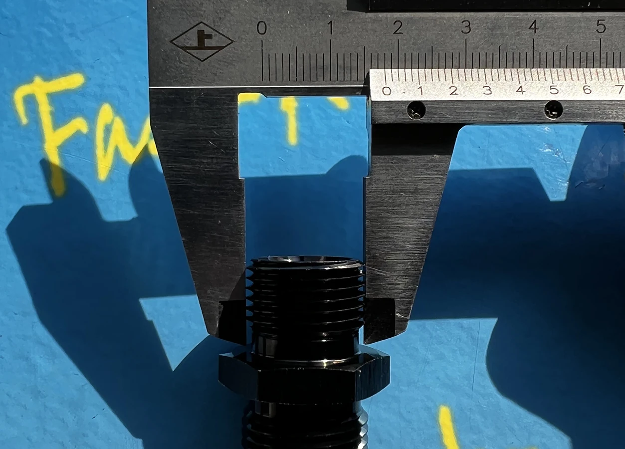 Male M18 P1.5 M18 *…