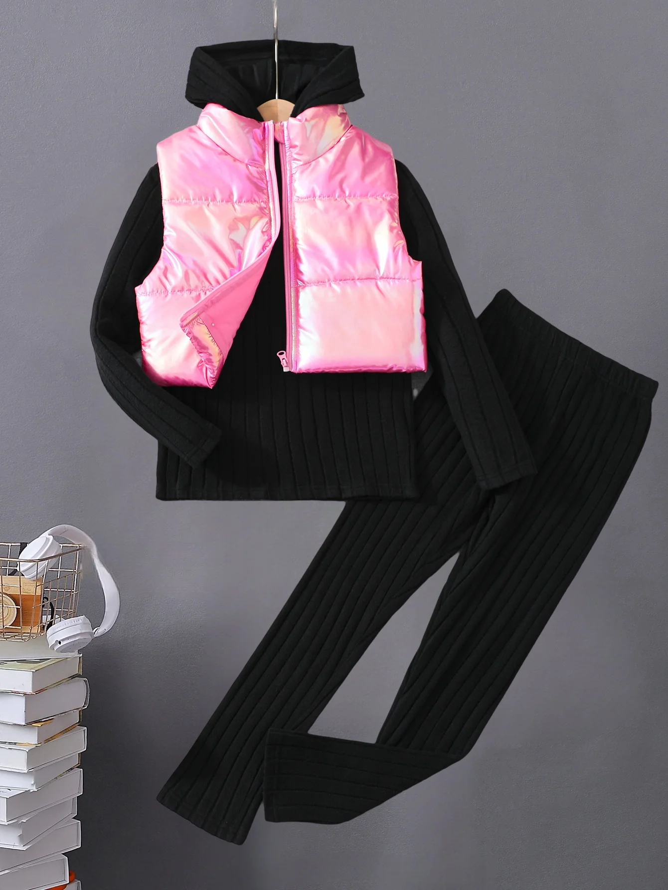 Autumn and winter children's girls three-piece pit-striped hooded long-sleeved top slim trousers bright face no-wash vest coat