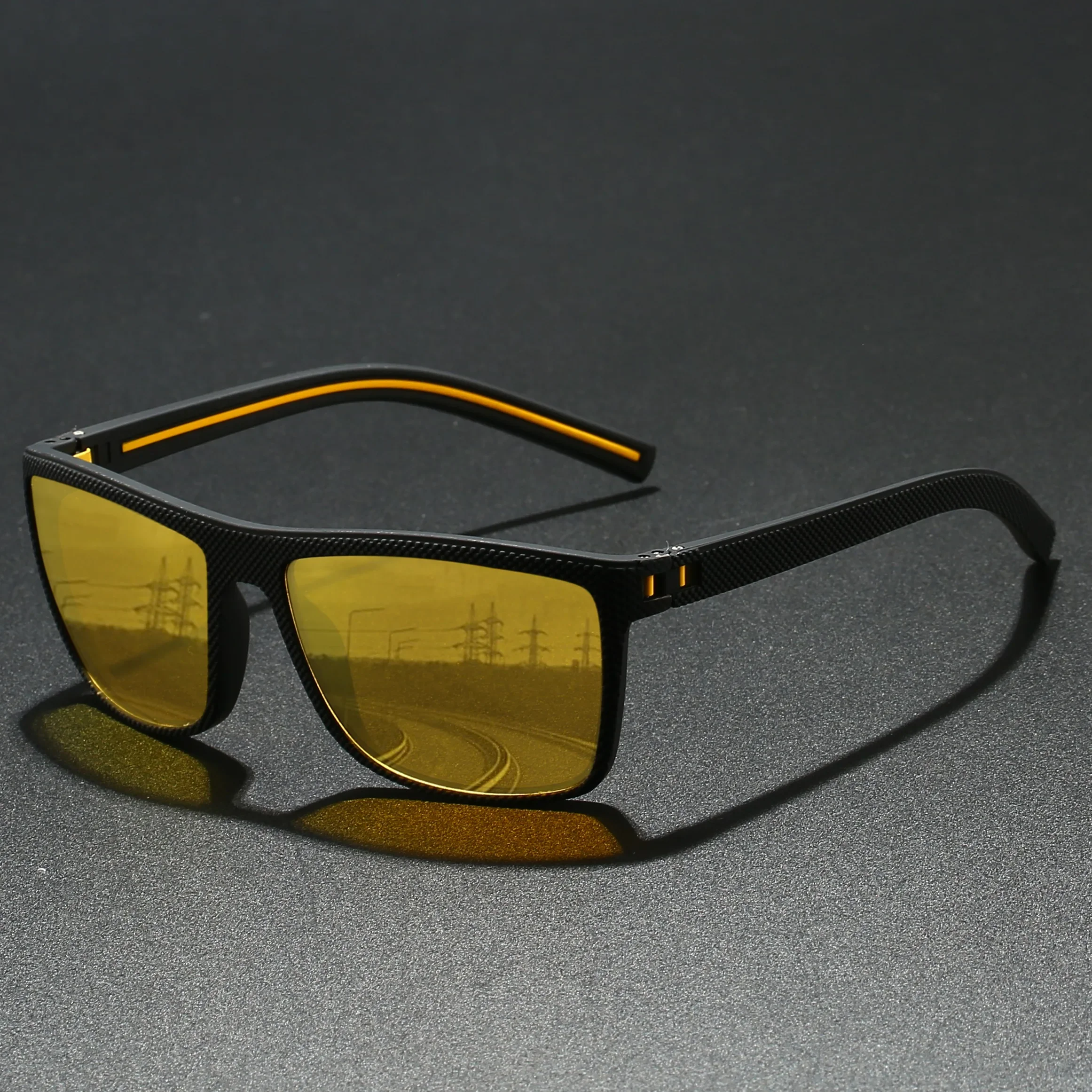 نظارات شمسية مستقطبة كلاسيكية للرجال خفيفة الوزن بإطار TR90 حماية من الأشعة فوق البنفسجية 400 نظارات شمسية مربعة للرؤية الليلية Amagi