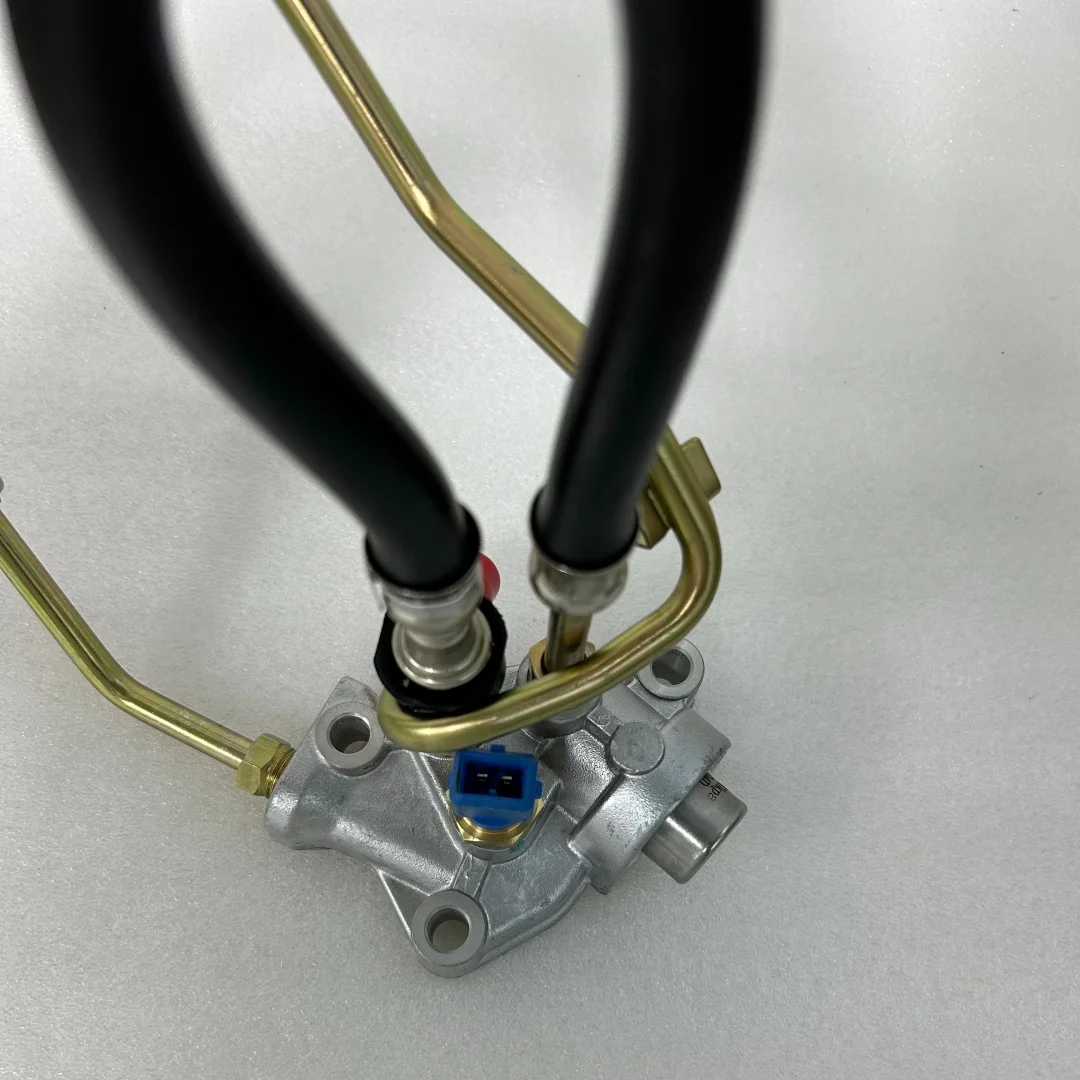 1PCS AP03 LR016318 Fuel Pressure Regulator for Land Rover Defender / Discovery 2 Td5 2002-2008