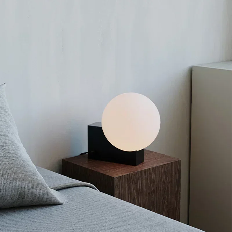 Candeeiro de mesa de designer da Dinamarca LED luz de mesa bola de vidro base inoxidável