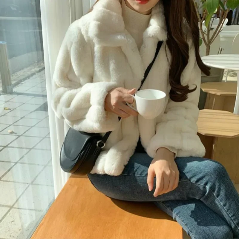 Women's Rabbit Fur Coat 2022 Winter Warm White Comfortable Faux Fur Jacket Long Sleeve Oversize Artificial Fur Overcoat Female