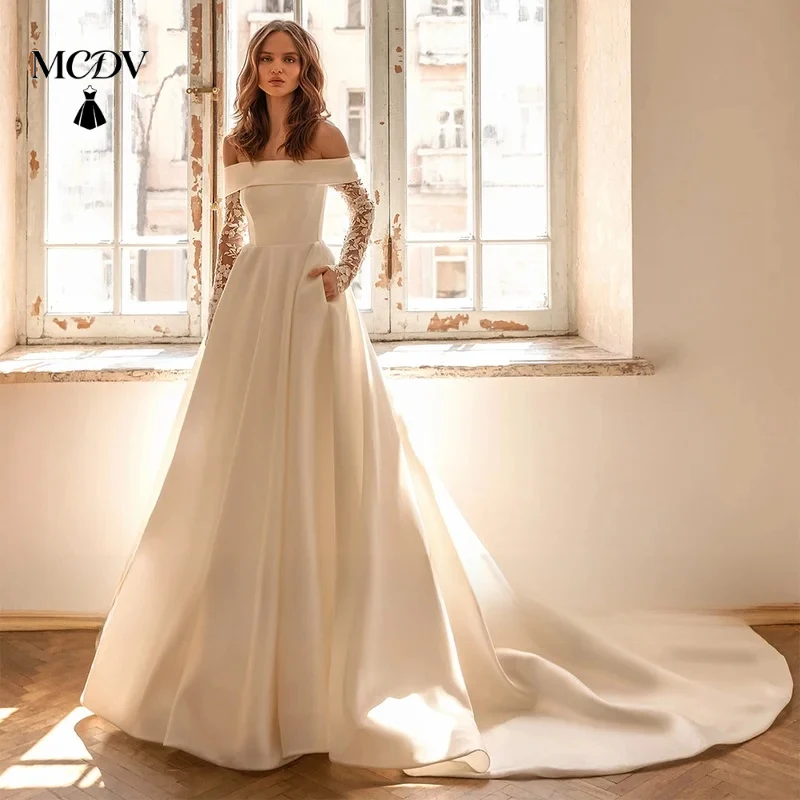

Modern Wedding Dress 2025 Boat Neck Lace Long Sleeves Back Zipper Court Train A Line Bridal Gown MCDV