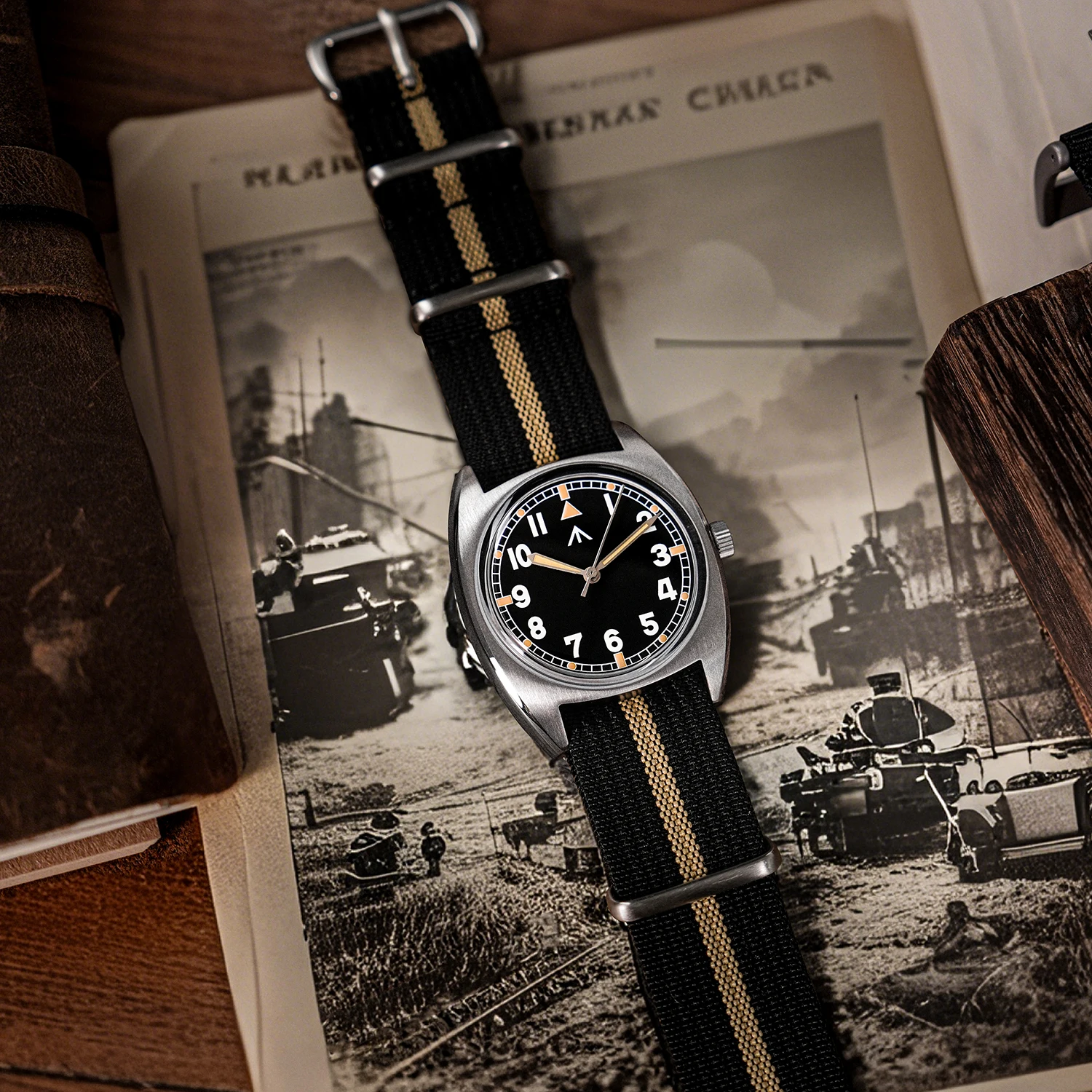 Militado Miyota Super 2035 GL12 Quartz Movement Watch Military Field Watch Sapphire Waterproof Luminous 36mm Watches