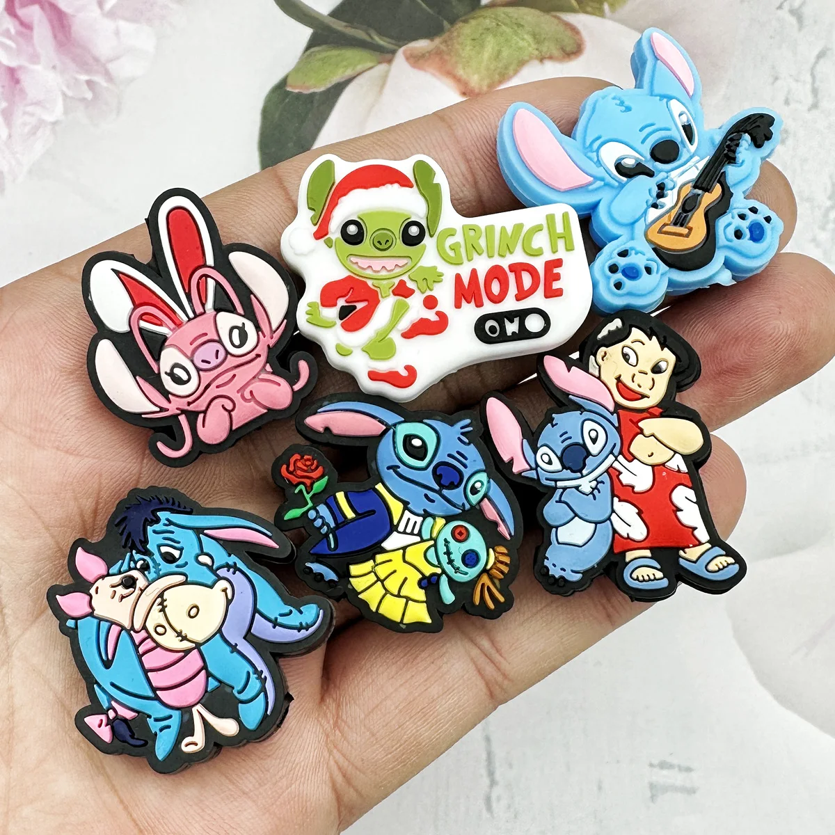 10PCS 디즈니 스티치 실리콘 비즈 만화 캐릭터 아기 DIY 쥬얼리 만들기 젖꼭지 액세서리 도매 크리 에이 티브 선물