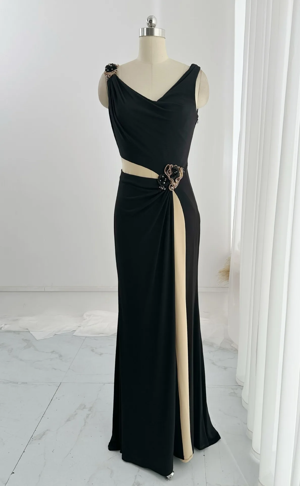 Black Sexy Deep V -Neck Collection Waist Slim Mermaid Slim Party Performance Evening Dress Skirt M1996