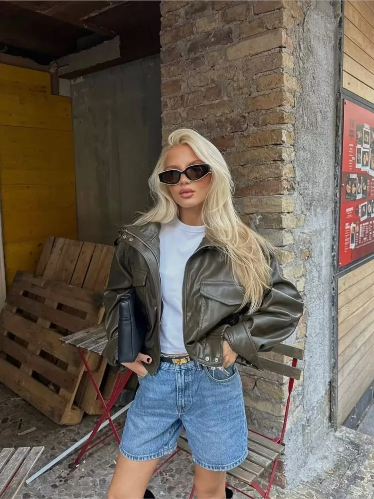 سترة قصيرة من الجلد الصناعي للنساء للخريف مع علامات تبويب على الكتف على الطراز الأوروبي معاطف نسائية بأكمام طويلة قطع علوية أنيقة للسيدات