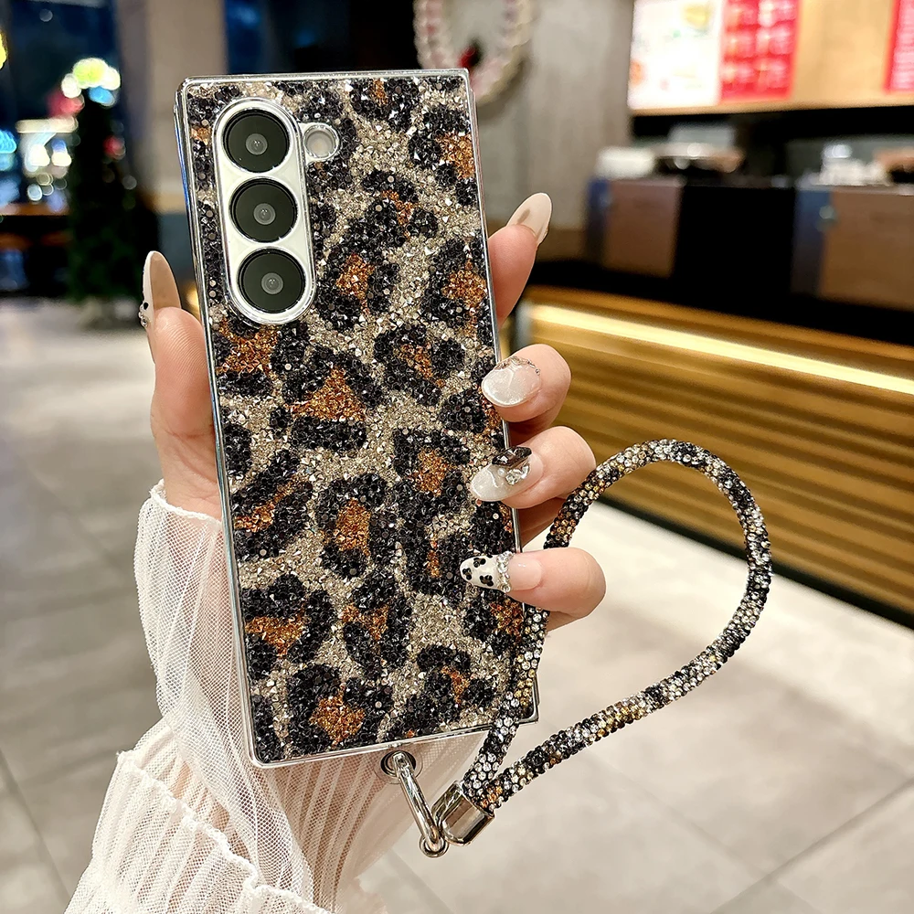 Luxury Leopard Print Hard PC Electroplated Frame Phone Cover for Samsung Galaxy Z Fold 7 6 5 4 Case with Portable Bracelet