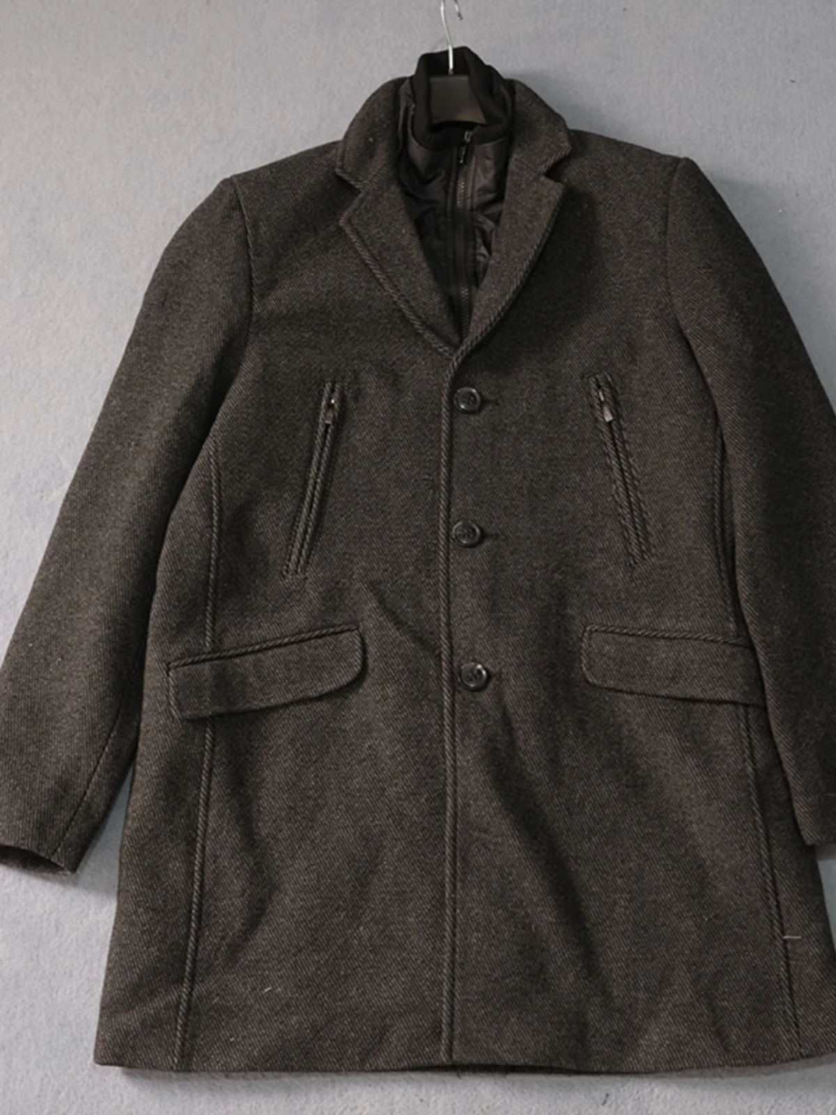 Men's Wool Blend Faux Two-Piece Coat Autumn Winter Thickened  Medium Length Woolen Windbreaker High-End Fashion