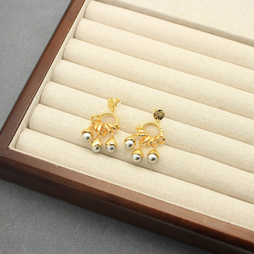 Niche Vintage Tassel Gray Pearl 925 Post Elegant Pearl Earrings Copper Plated Real Gold Studs Jewelry Birthday Gifts for Women
