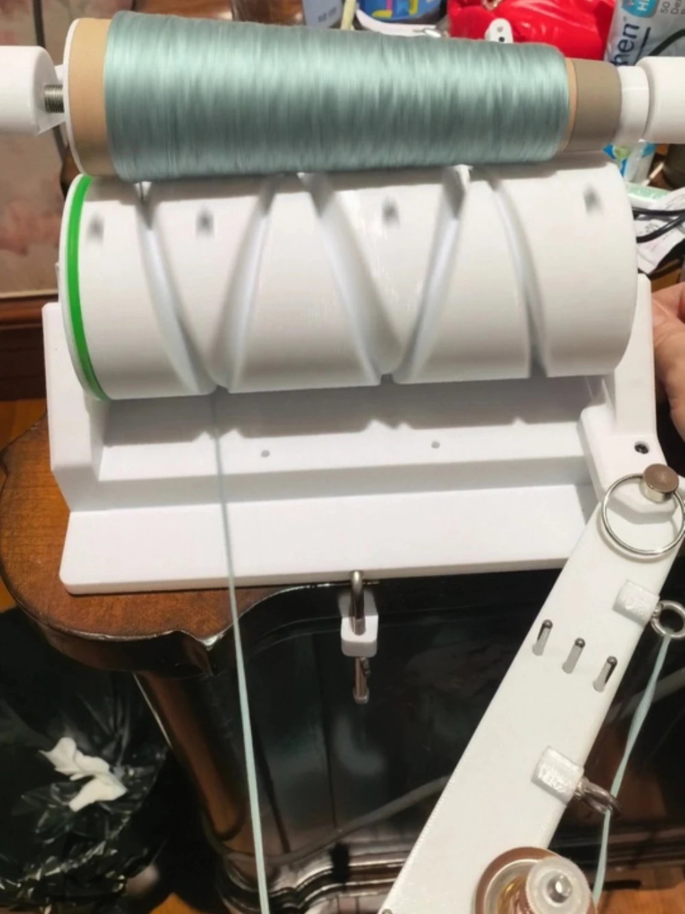 Desktop Electric Yarn Winder – Mini Ply Twisting & Bobbin Winding Machine with Timer, Overheat Protection, Foldable Design