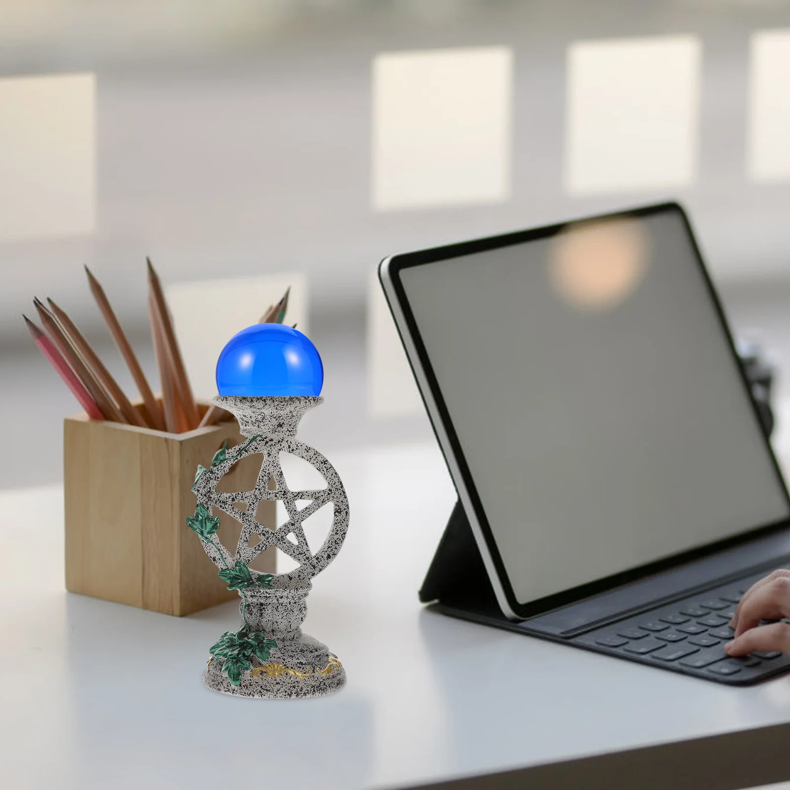 

Crystal Ball Holder Resin Pentagram Pattern Sphere Stand Display Holder for Crystal Desktop Home