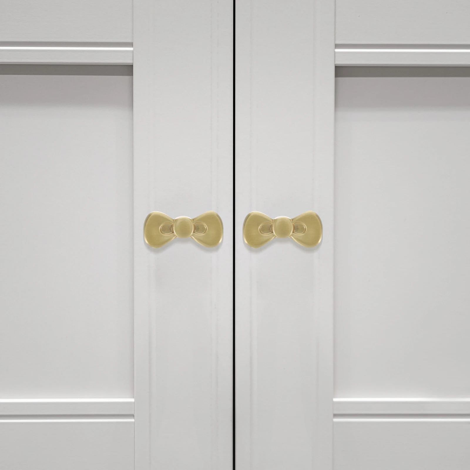 

Stylish Bowknot Cabinet Handles Single Hole Drawer Pulls For Bedroom Furniture Vintage Brass Door Knobs Decorative Hardware