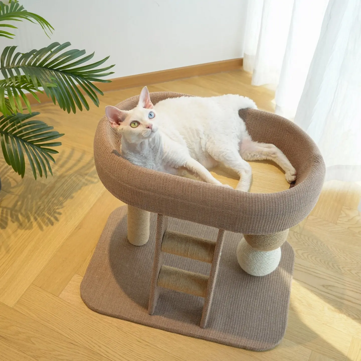 Small Integrated Cat Tree Bed, Space‑Saving Sisal Post With All‑Season Mat For Cats