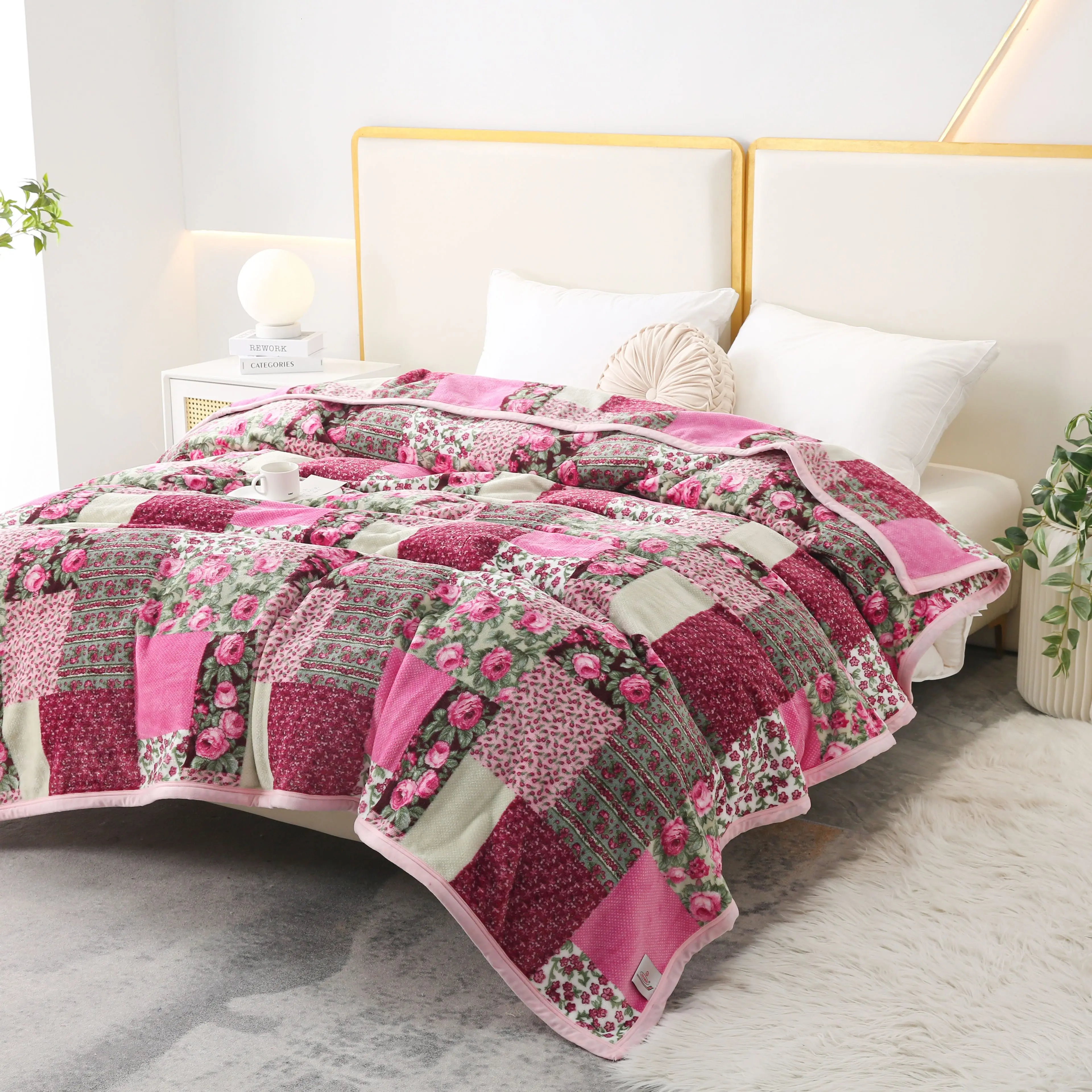 Manta estampada de franela con patrón de retazos a cuadros de flores rosas, invierno cálido y grueso para sofá, oficina, dormitorio, avión, 1 ud.