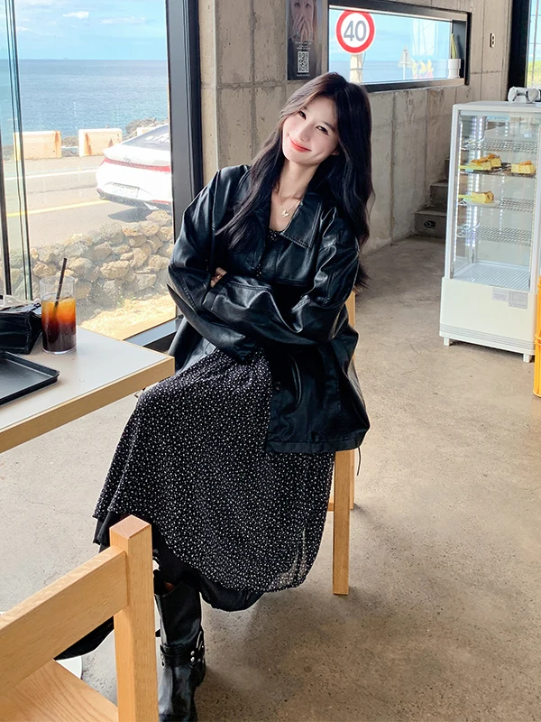 

Комплект: кожаная куртка и длинная юбка с цветочным принтом для женщин. Новинка ранней весны и осени. Элегантный деловой стиль, высокая талия.