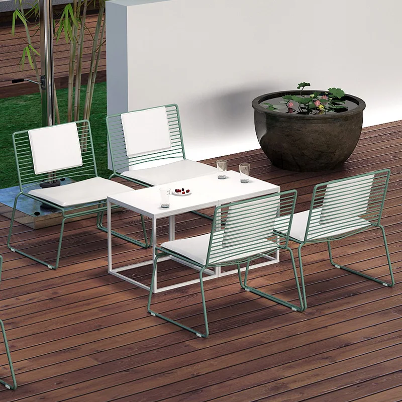 

Outdoor courtyard terrace leisure table and chairs hotel homestay retro wrought iron mesh dining table and chairs outdoor lazy s