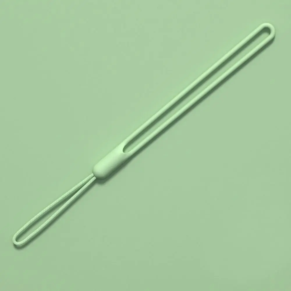 Cordino per telefono corto alla moda Custodia per telefono in silicone morbido Cinghie a catena Corda anti-smarrimento per telefono universale