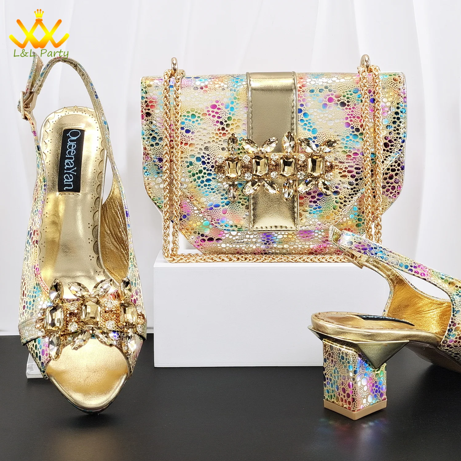 2026 Classics Fashion Italian Design Shoes and Bag to Match in Green Color with Shinning Crystal for Wedding