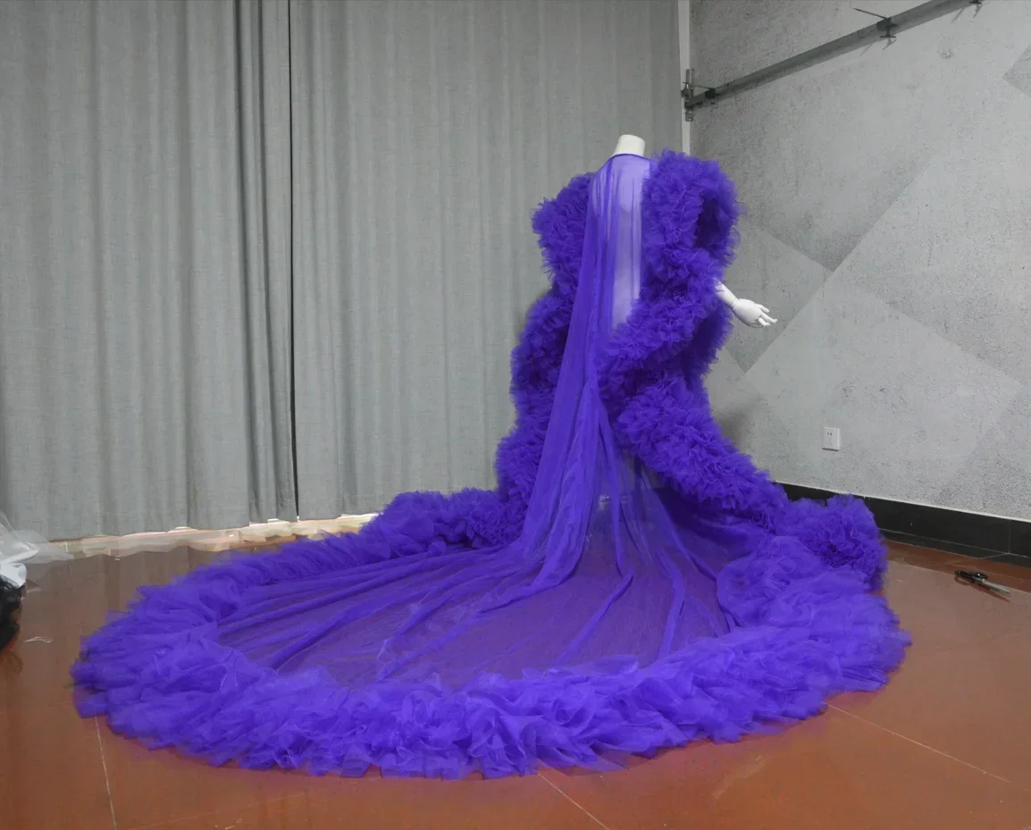 Abito da giacca lungo completo di lusso con volant Mantello in tulle Cappotto da sposa Abbigliamento da sposa Cappotto da palcoscenico di moda Abito da ballo personalizzato personalizzato