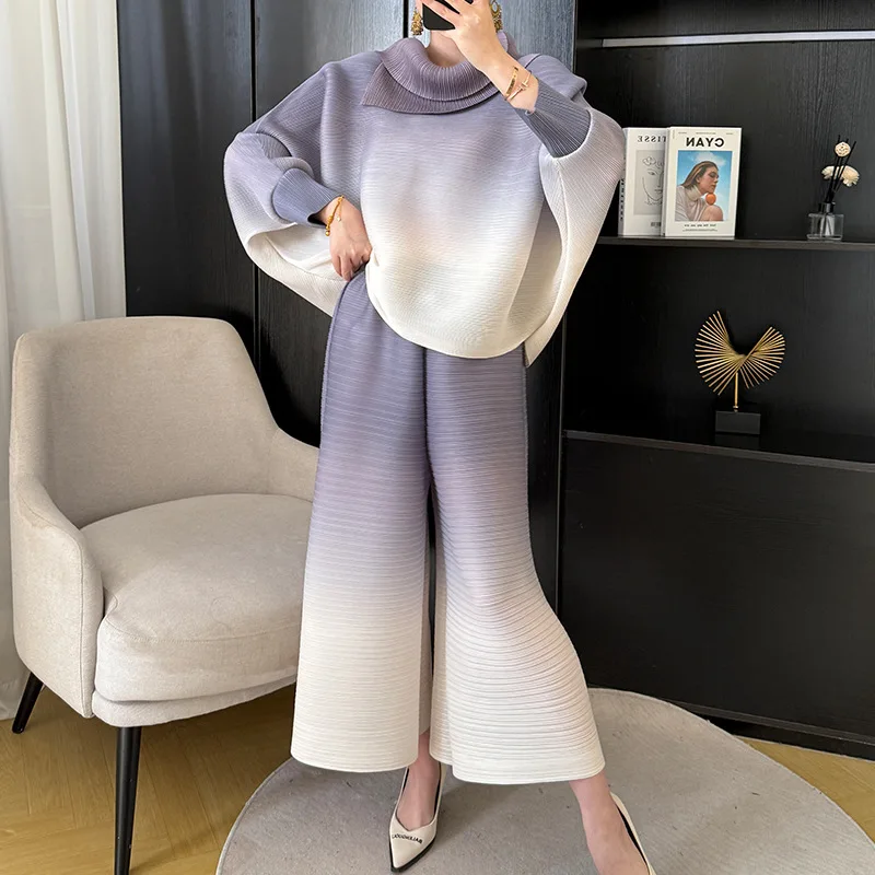 

Miyake Pleated Set Gradient Color Loose Straight Pants Set Spring Summer Wear Bat Sleeve Scarf Neck Top Plus Size Women's