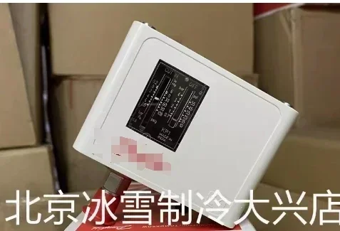 

Pressure controller switch KP1/KP2/KP5/KP6W/KP6B/KP35/KP36/KP15 genuine