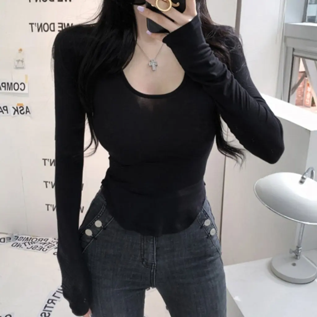

Korean Dongdaemun Women's Long-sleeved T-shirt Sexy Low-cut Tight Chest-revealing Large Inner Base Shirt with Curved Hem