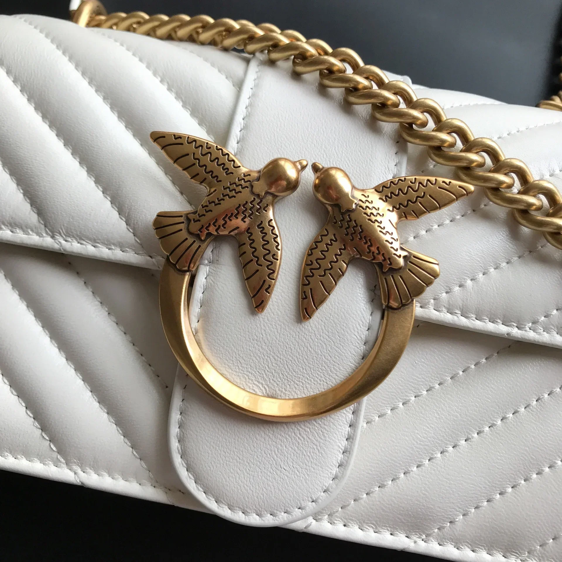 New Women's Embossed Underarm Bag Single Shoulder Crossbody Purse Fashion Elegant Ladies Handbag Vintage Baguette Evening Clutch