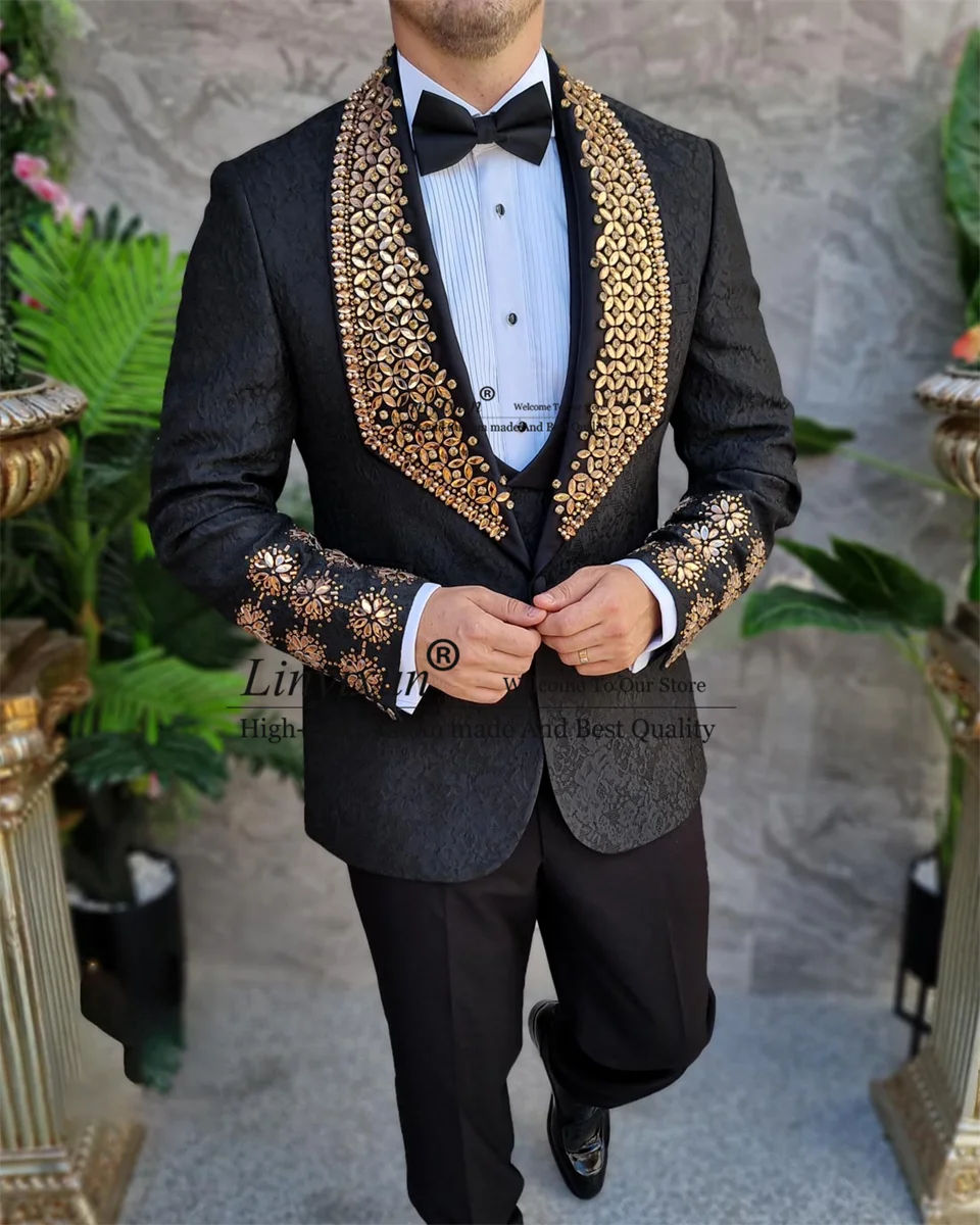 Luxury Gold Rhinestone Embellished Men\'s Suits Groom Wedding Tuxedos 3 Pieces Male Prom Blazers Shawl Lapel vestidos de novia