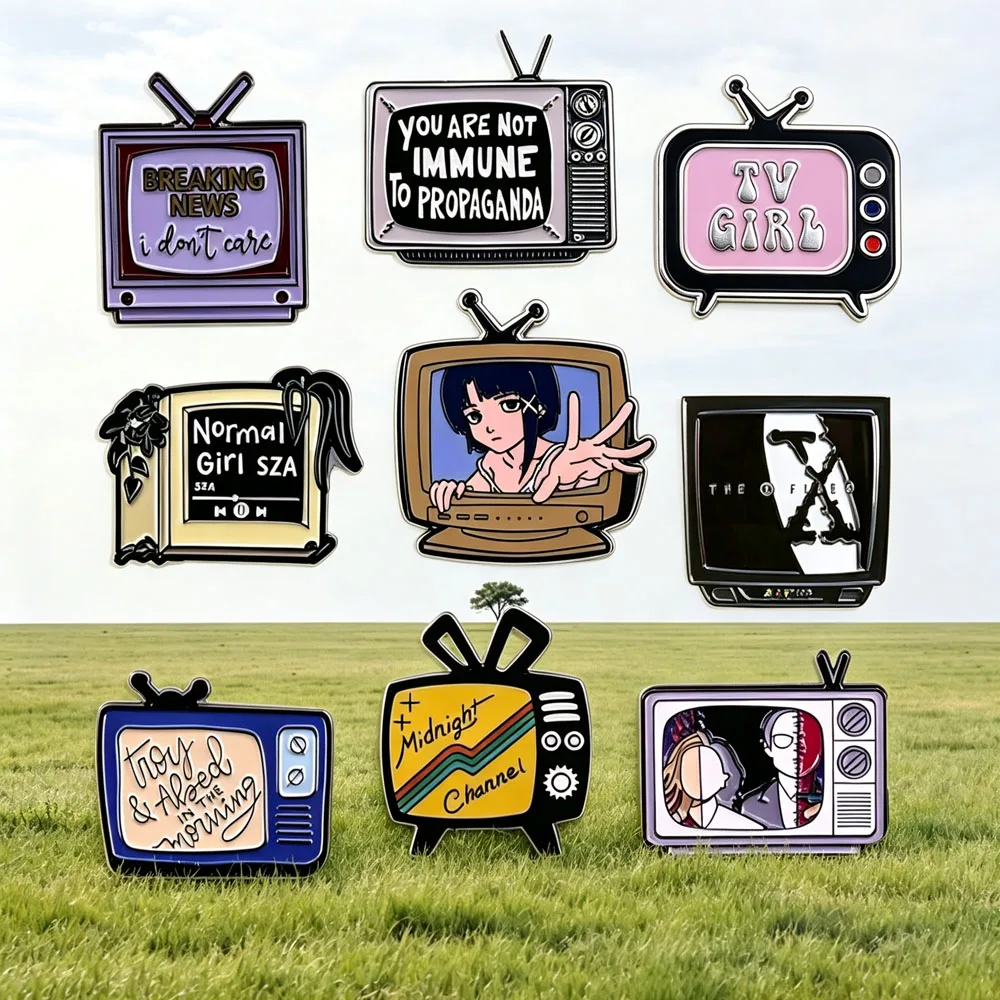 Horror Movie Badge High Quality Retro TV Recorder Enamel Pin Halloween Periphery Brooch Backpack Accessories Lapel Pin Wholesale