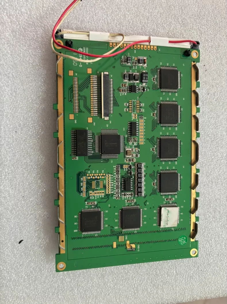 display-a-cristalli-liquidi-ag320240a7-da-57-pollici