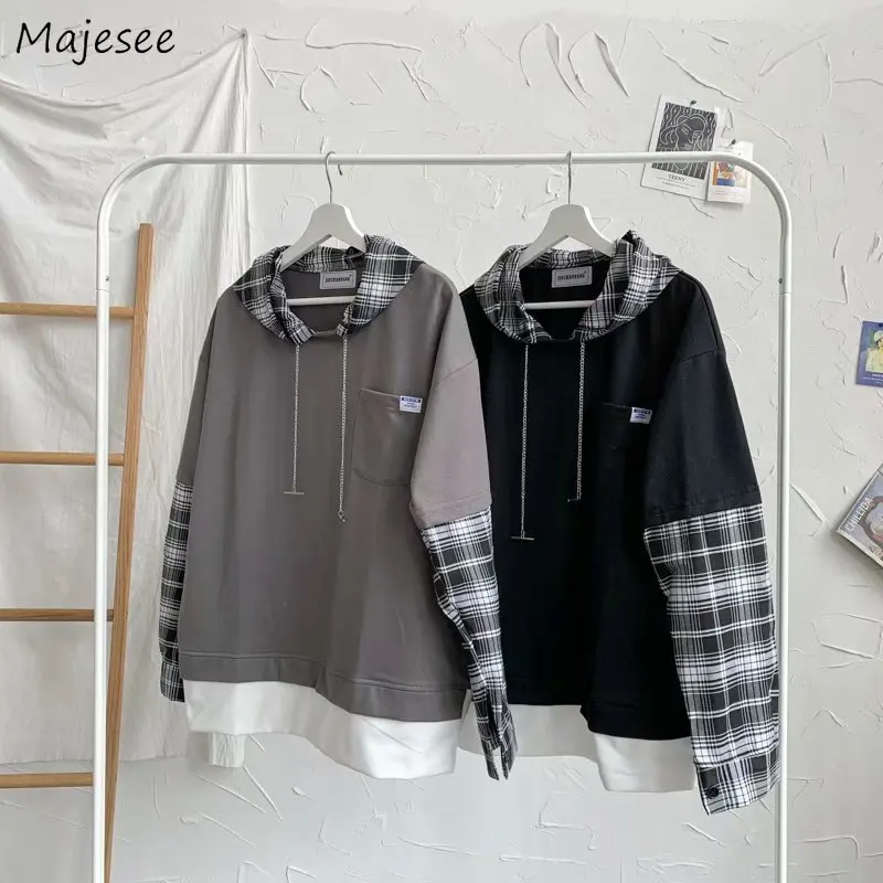 

Men with Hat Hoodies Fake Two Pieces Patchwork Plaid Hoodie Hooded Pockets Designed Korean Style Chic Male Sweatshirts Harajuku