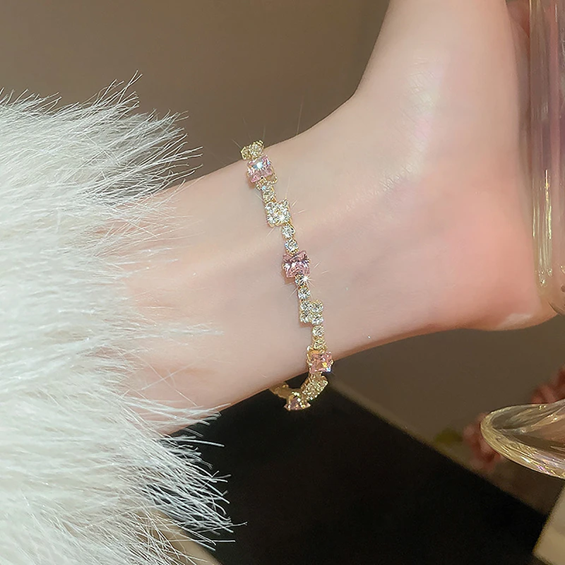 For Women And Girls Fashion Shiny Rhinestone Bangle Exquisite Jewelry Accessory Gift Luxury Pink Crystal Zircon Bracelet