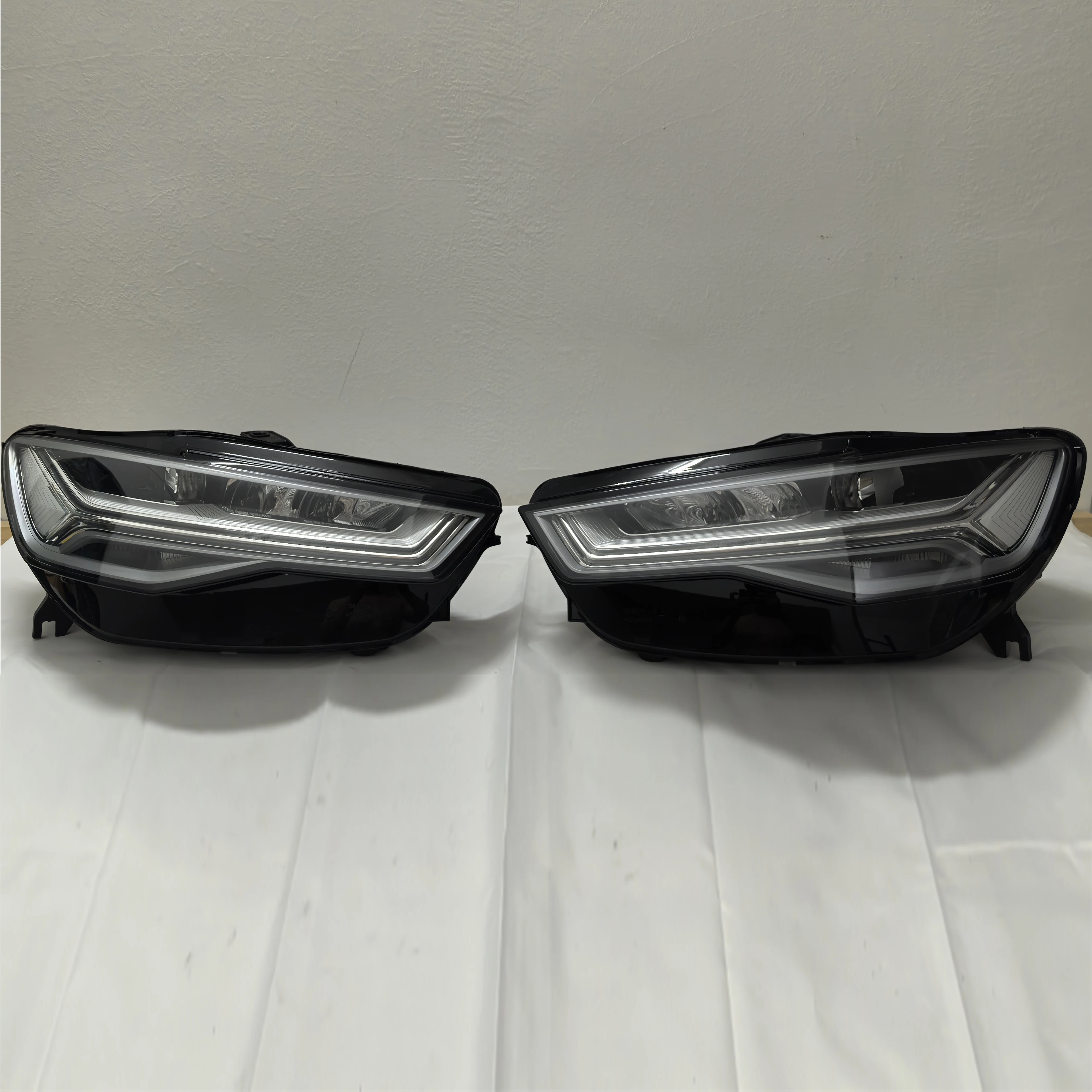 

Tom AutoFactory Direct A6 C7PA Accessories for A6 C7PA LED Headlight OEM 4G0941033H 4G0941034H