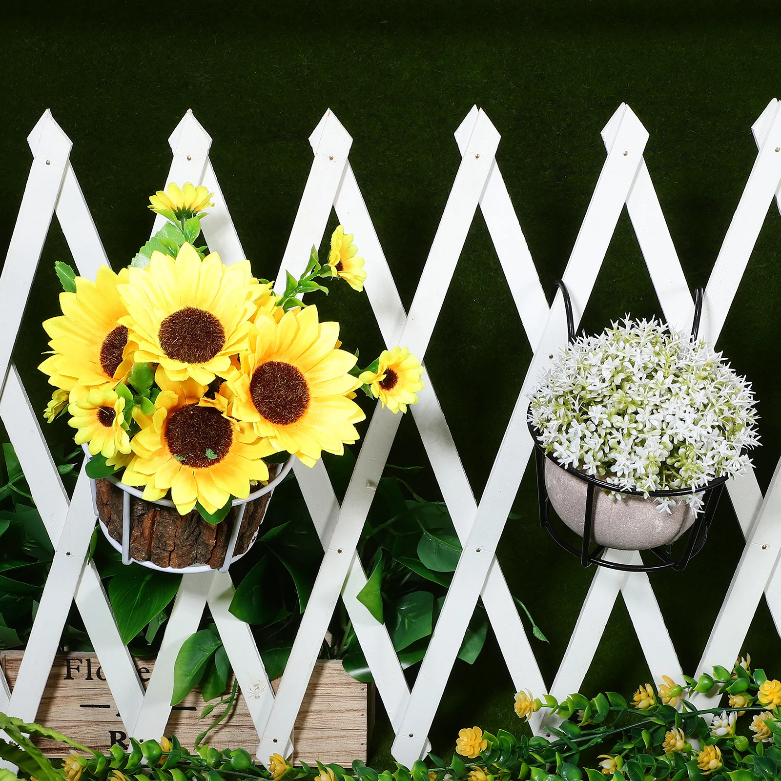 

2Pcs Hanging Flowerpot Baskets Iron Planter Holders Balcony Garden Indoor Outdoor Decorative Hanging Plant Pots