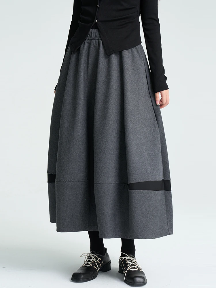 

Land And Mountain Island Autumn Winter Color Block Woolen A-Line Skirt Women's Long Black Pleated Skirt High Waist Simple Sty...