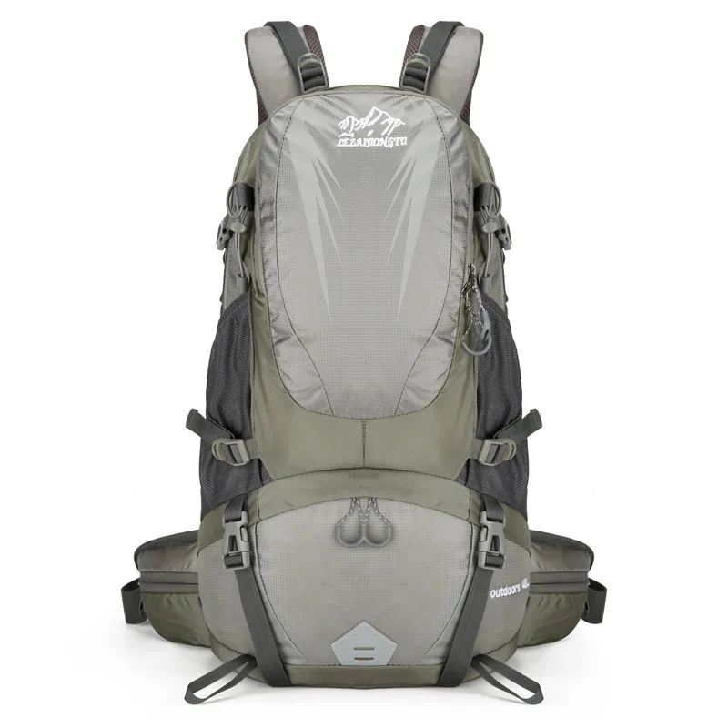 Outdoor sports hiking bag, multifunctional suspended backpack, independent shoe space, camping travel backpack